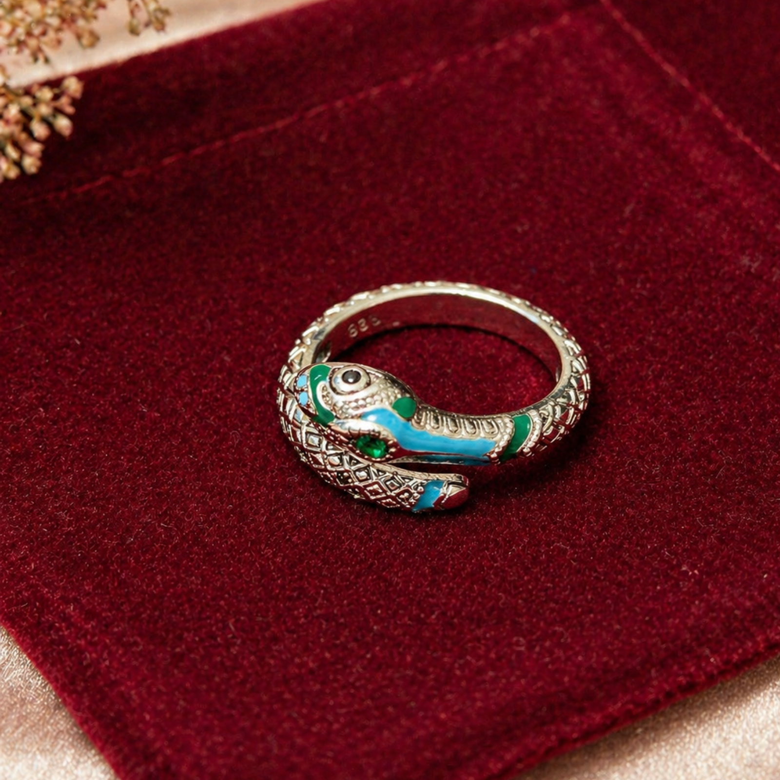 Sterling Silver Ring with Snake Turquoise Enamel - Image 4