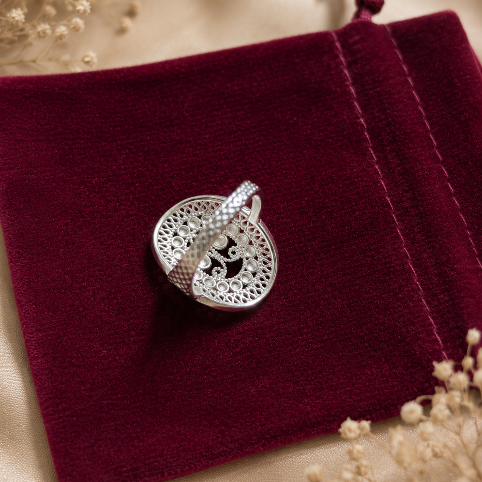 925 Vintage Style Filigree Ring - Image 4
