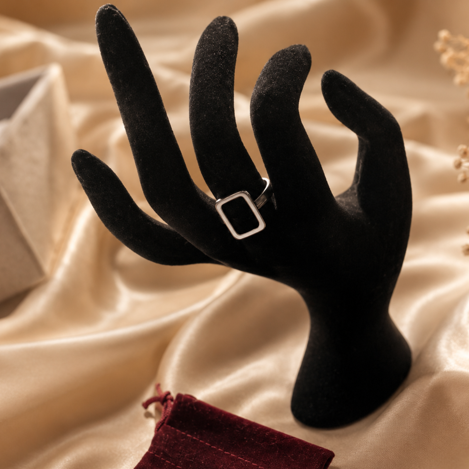Modern Square Ring - Image 3